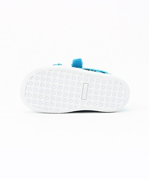 PUMA（プーマ）の「ベビー キッズ プーマ セサミストリート PUMA BASKET SESAME STR STATEMENT CM 360855-01（スニーカー・キッズ・ブルー・14cm/15cm/16cm）」の3枚目の写真