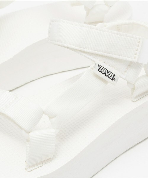 Teva（テバ）の「ウィメンズ テバ フラットフォーム 厚底サンダル Teva FLATFORM UNIVERSAL 1008844（サンダル・レディース・ホワイト・23cm/24cm/25cm）」の6枚目の写真