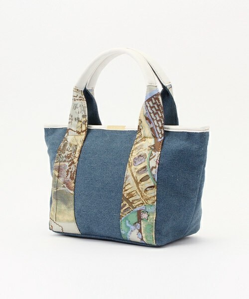 Bou Jeloud（ブージュルード）の「デニム×スカーフ トートバッグ(小)（トートバッグ・レディース・オフホワイト/ブルー・ONE SIZE）」の3枚目の写真