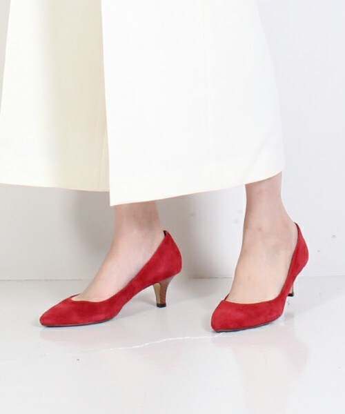 Bou Jeloud(ブージュルード)の「【MADE IN JAPAN】 PIGスエード パンプス(パンプス・レディース・ブラック/サンドベージュ/ネイビー/レッド/カモフラージュ・S/M/L)」の1枚目の写真