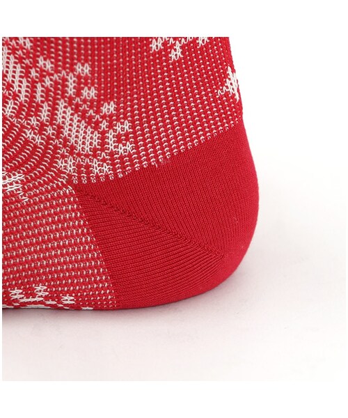 Tabio（タビオ）の「ジャガードバンダナ柄ソックス（ソックス・靴下・レディース・オフホワイト/グレー/クロ/アカ/メイブルー/ネイビー・22.5～24.5cm）」の12枚目の写真