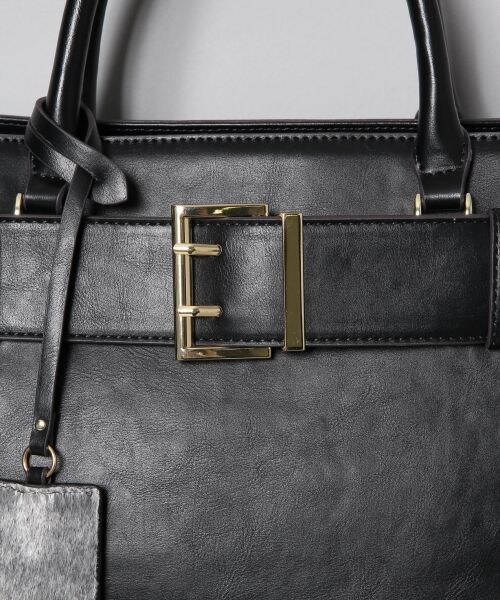 JEANASIS（ジーナシス）の「ベルトスクエアトート（バッグ・ブラック()/ブラウン()/ネイビー()・FREE）」の13枚目の写真