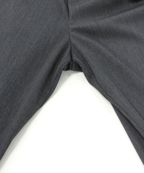 RNA-N（アールエヌエーエヌ）の「＜予約＞ロークロッチツイルルーズパンツ（パンツ・レディース・ベージュ/ネイビー/杢グレー・M）」の7枚目の写真