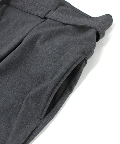 RNA-N（アールエヌエーエヌ）の「＜予約＞ロークロッチツイルルーズパンツ（パンツ・レディース・ベージュ/ネイビー/杢グレー・M）」の5枚目の写真