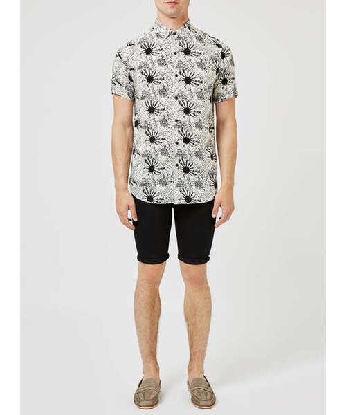 TOPMAN(トップマン)の「Off White and Black Sun Print Viscose Short Sleeve Casual Shirt(シャツ/ブラウス・メンズ・White・XXS/XS/S/M/L/XL/XXL)」の5枚目の写真