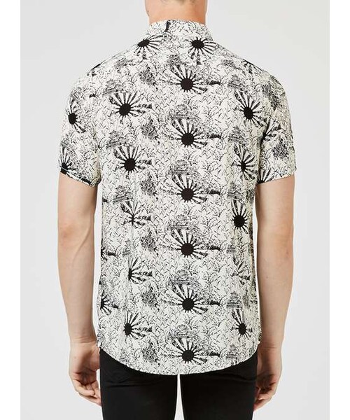 TOPMAN(トップマン)の「Off White and Black Sun Print Viscose Short Sleeve Casual Shirt(シャツ/ブラウス・メンズ・White・XXS/XS/S/M/L/XL/XXL)」の2枚目の写真