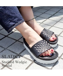 SLADKY | SLADKY(スラドキー) ルブタンスタッズ　コンフォートサンダル(サンダル)