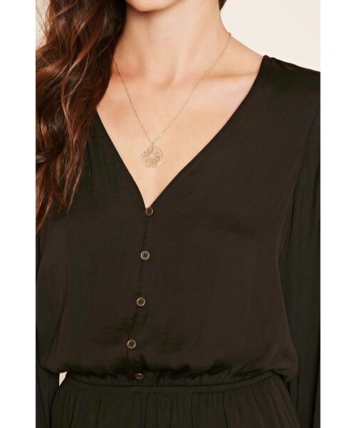 FOREVER 21(フォーエバー トゥエンティーワン)の「FOREVER 21 Buttoned Satin Romper(ワンピース・レディース・Black/Purple/Green・S/M/L)」の6枚目の写真