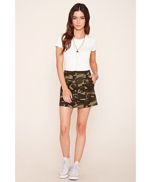 FOREVER 21(フォーエバー トゥエンティーワン)の「FOREVER 21 Camo Print Mini Skirt(スカート・レディース・Green・24/25/26/27/28/29/30/31)」の2枚目の写真