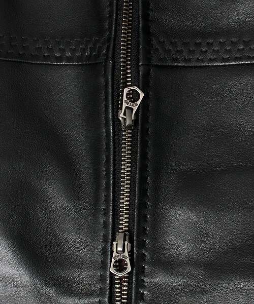 MEN'S BIGI（メンズビギ）の「【Safari（サファリ）11月号 P332 掲載商品】ラムレザージャケット/大人レザー（ライダースジャケット・メンズ・ブラック/ネイビー/キャメル・S/M/L）」の17枚目の写真