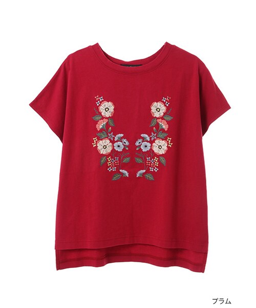 w closet(ダブルクローゼット)の「刺繍入りフレンチスリーブプルオーバー(トップス・レディース・オフホワイト/プラム/スミクロ・FREE)」の3枚目の写真