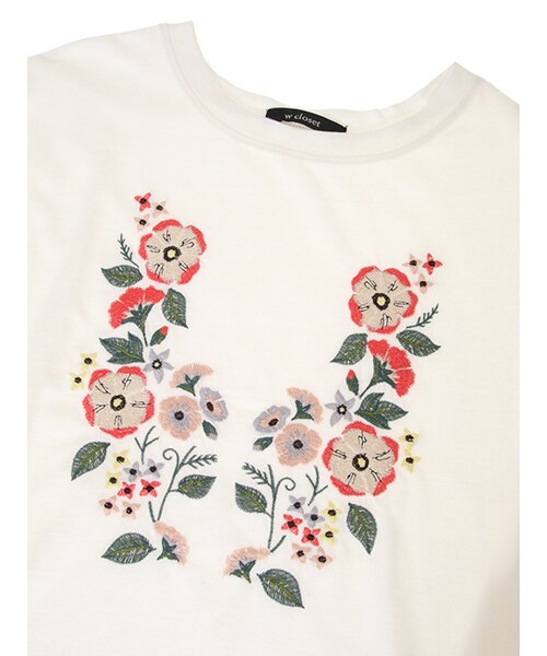 w closet(ダブルクローゼット)の「刺繍入りフレンチスリーブプルオーバー(トップス・レディース・オフホワイト/プラム/スミクロ・FREE)」の7枚目の写真