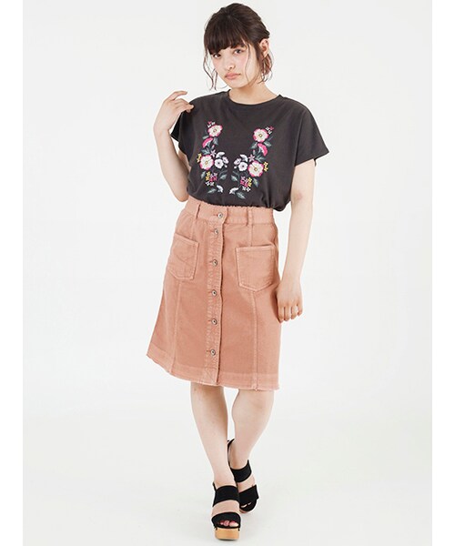 w closet(ダブルクローゼット)の「刺繍入りフレンチスリーブプルオーバー(トップス・レディース・オフホワイト/プラム/スミクロ・FREE)」の12枚目の写真