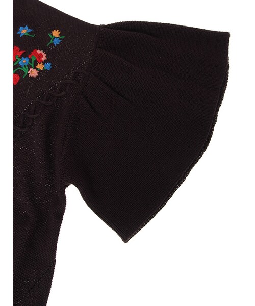 w closet(ダブルクローゼット)の「刺繍入りフレア袖ニット(トップス・レディース・オフホワイト/ラベンダー/スミクロ/オレンジ オンライン先行カラー・FREE)」の9枚目の写真