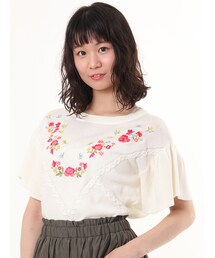 w closet | 刺繍入りフレア袖ニット(トップス)