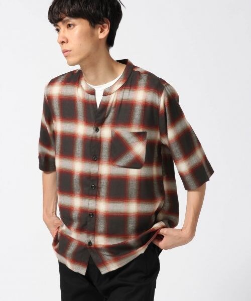 HARE（ハレ）の「チェックスキッパーシャツ5分袖（トップス・オフホワイト/ブラック/ボルドー・S/M）」の3枚目の写真