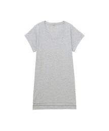 UNIQLO | WOMEN ロングVネックT（半袖）(Tシャツ/カットソー)