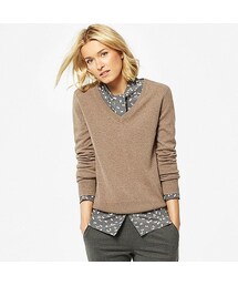 UNIQLO | WOMEN カシミヤVネックセーター（長袖）(ニット/セーター)