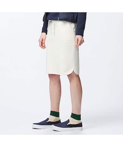UNIQLO（ユニクロ）の「WOMEN ボアスウェットスカート（スカート・レディース・NAVY 69/OFF WHITE 01/BLACK 09/GRAY 06・XS）」の2枚目の写真