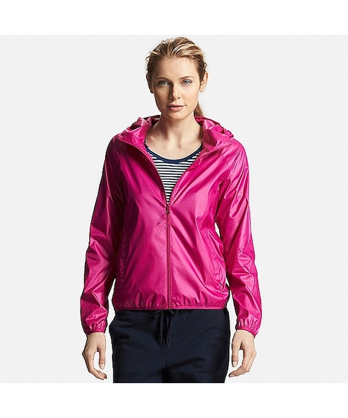 UNIQLO(ユニクロ)の「WOMEN ライトポケッタブルパーカ(ブルゾン・レディース・NAVY 69/LIGHT GRAY 02/BLACK 09/PINK 12/WHITE 00/OLIVE 57/GREEN 51/BLUE 62/BLUE 67/BEIGE 32・XXL/M/L/3XL/XL/XS/S)」の10枚目の写真
