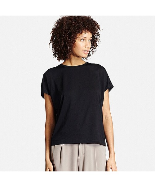 UNIQLO（ユニクロ）の「WOMEN ドレープT（半袖）（Tシャツ/カットソー・レディース・LIGHT ORANGE 20/BLACK 09/DARK GRAY 08/OFF WHITE 01・XL/S/L/M）」の3枚目の写真
