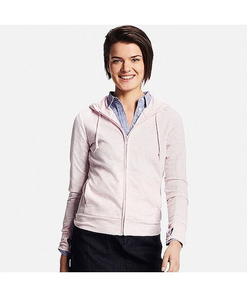 UNIQLO（ユニクロ）の「WOMEN UVカットフルジップパーカ（長袖）（パーカー・レディース・GREEN 53/WHITE 00/LIGHT GRAY 02/BLACK 09/BLUE 62/NAVY 69/YELLOW 42/NATURAL 30/PINK 12・L/S/M/XL/XXL/XS）」の9枚目の写真