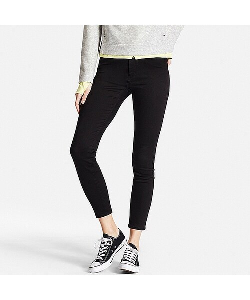 UNIQLO（ユニクロ）の「WOMEN ハイライズウルトラストレッチアンクルジーンズ（デニムパンツ・レディース・WHITE 00/NAVY 69/BLUE 65/BLACK 09・23/28/26/25/27/24/22）」の2枚目の写真