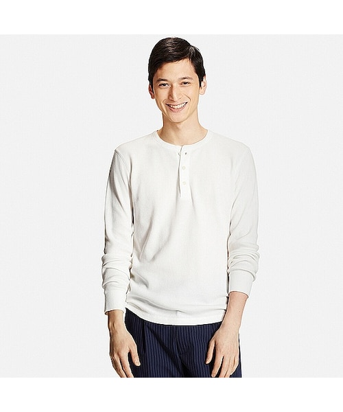 UNIQLO（ユニクロ）の「MEN ワッフルヘンリーネックT（長袖）（Tシャツ/カットソー・メンズ・BLACK 09/BLUE 68/GREEN 54/GRAY 03/WHITE 00・XL/XS/S/M/L）」の2枚目の写真