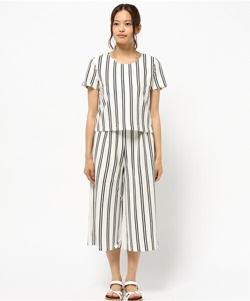 actuel（アクチュエル）の「ストライプジャージ半袖セットアップ（セットアップ・レディース・オフホワイト/キナリ/ネイビー・FREE）」の3枚目の写真