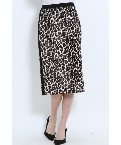 Droite lautreamont(ドロワットロートレアモン)の「【先行予約】パイピングレオパードスカート(スカート・レディース・キャメル系・M)」の2枚目の写真