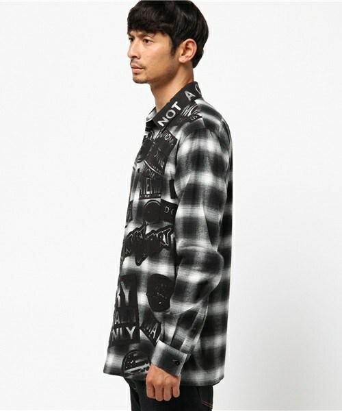 doublet(ダブレット)の「doublet ステッカーパターンボンディングオパール加工シャツ(シャツ/ブラウス・メンズ・ホワイト/ローズ・MEDIUM)」の11枚目の写真