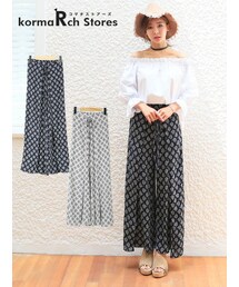 KORMARCH | バンダナライクなエスニック柄で涼しげに仕上がったワイドパンツ(その他パンツ)