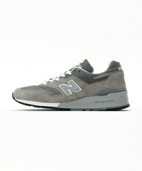 NEW BALANCE(ニューバランス)の「メンズ ニューバランス グレー Made in U.S.A. new balance M997 GY(スニーカー・メンズ・グレー・26cm/26.5cm/27cm/27.5cm/28cm)」の2枚目の写真
