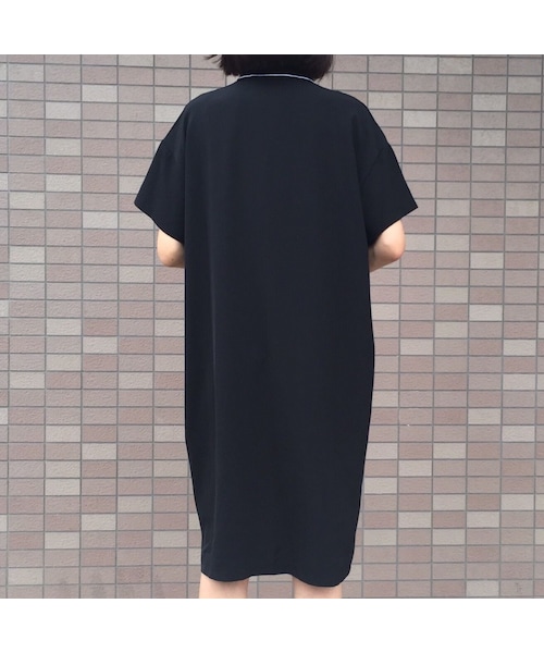 FENDI（フェンディ）の「横顔シャツワンピース・ブラック（T 