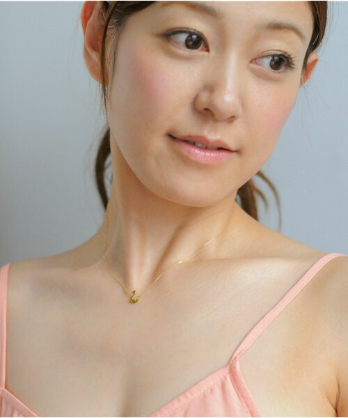 les desseins de DIEU(レデッサンドゥデュー)の「レ デッサン ドゥ デュー 725 スワン 白鳥 ネックレス(ネックレス・レディース・ゴールド・40cm)」の2枚目の写真