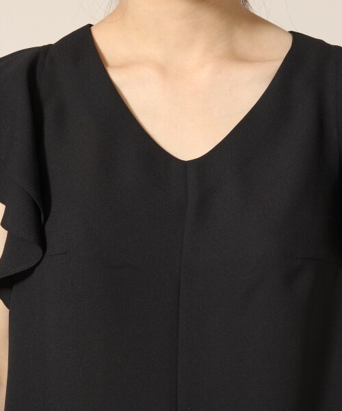 LOWRYS FARM(ローリーズファーム)の「PソデフリルVネックプルオーバー(トップス・オフ/ブラック/花柄ブラウン/花柄・M/L)」の7枚目の写真