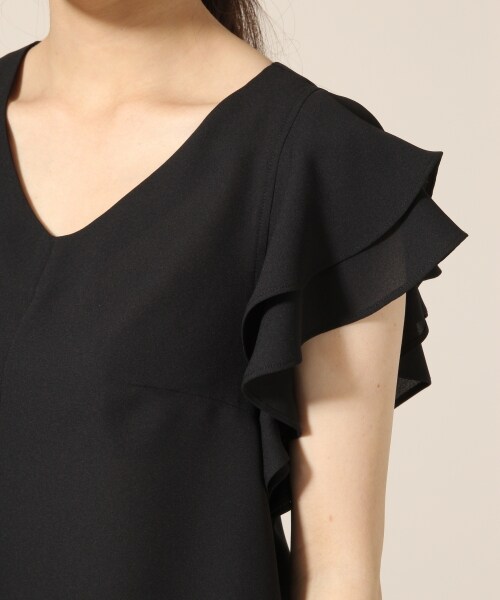 LOWRYS FARM(ローリーズファーム)の「PソデフリルVネックプルオーバー(トップス・オフ/ブラック/花柄ブラウン/花柄・M/L)」の8枚目の写真