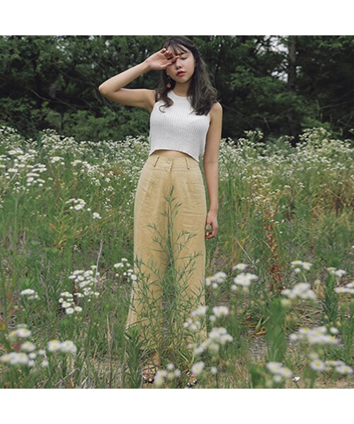 STYLENANDA（スタイルナンダ）の「アンクル丈リネンワイドパンツ（その他・レディース・ベージュ/ブラック/ホワイト/レッド/ブラウン/アイボリー/イエロー/ミント/パープル/グリーン）」の2枚目の写真