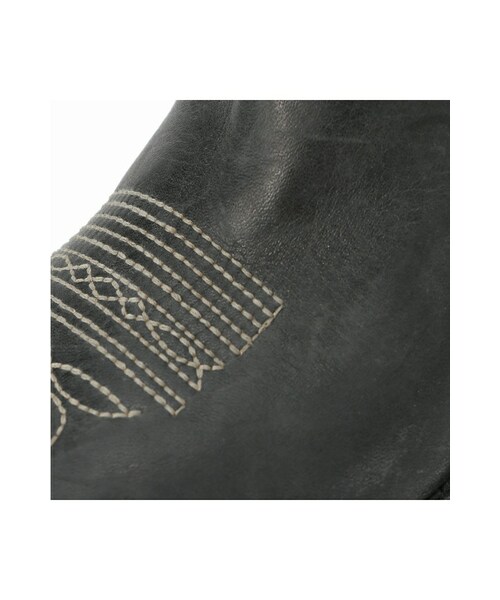 Deuxieme Classe（ドゥーズィエムクラス）の「GOLDEN GOOSE