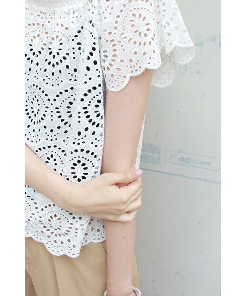 SLOBE IENA（スローブイエナ）の「《追加》刺繍レースオフショル 