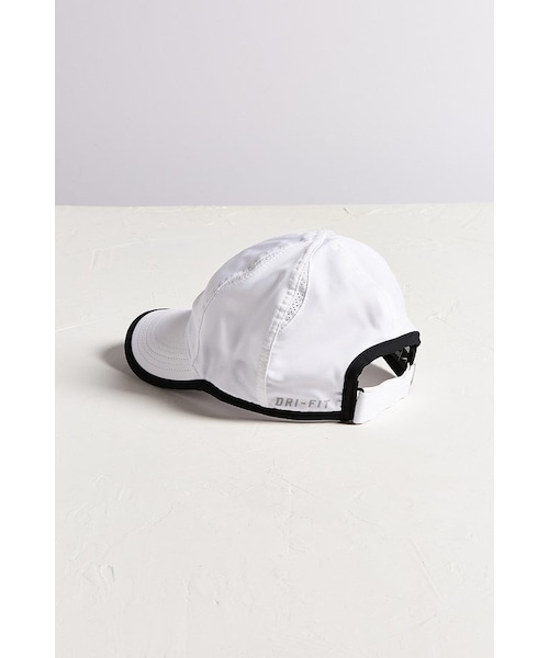 NIKE（ナイキ）の「Nike Baseball Hat（帽子・レディース・Black/White・ONE SIZE）」の7枚目の写真