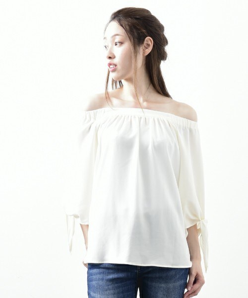 actuel（アクチュエル）の「ジョーゼット袖ボリュームBL（シャツ/ブラウス・レディース・オフホワイト/ブラック/カーキ/キャメル・FREE）」の11枚目の写真