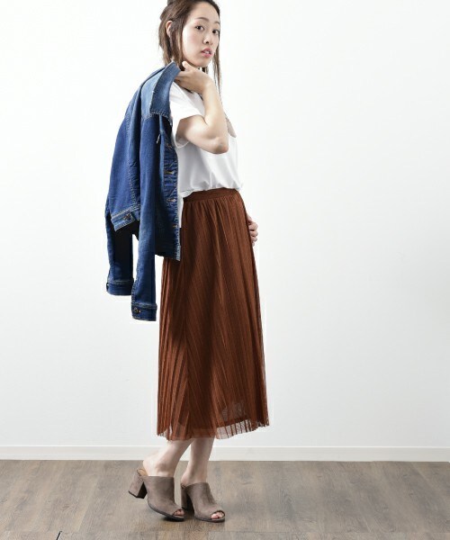 INTERPLANET（インタープラネット）の「チュールプリーツスカート（スカート・レディース・ブラウン/カーキ/キャメル・FREE）」の7枚目の写真