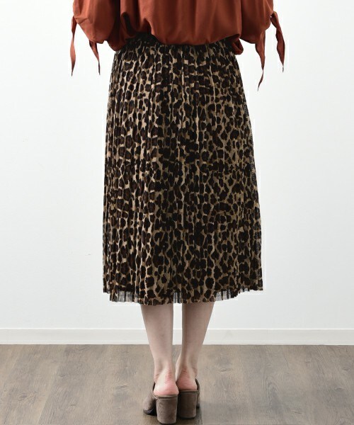 INTERPLANET（インタープラネット）の「チュールプリーツスカート（スカート・レディース・ブラウン/カーキ/キャメル・FREE）」の9枚目の写真