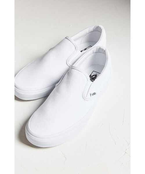 VANS(バンズ)の「Vans Classic Slip-On Sneaker(スニーカー・レディース・White・W 10/M 8.5/W 8/M 6.5/W 9/M 7.5)」の5枚目の写真