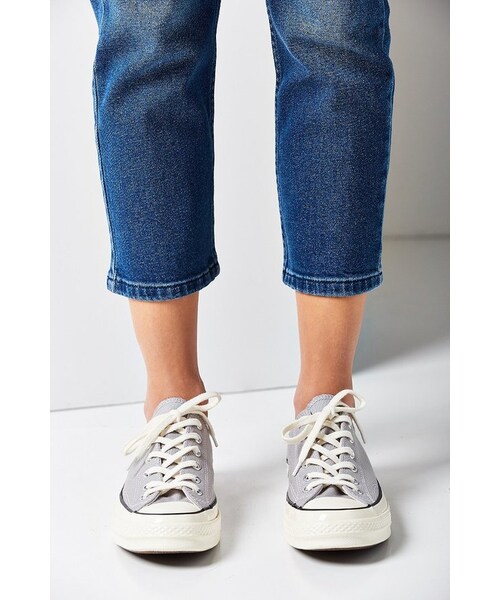 CONVERSE（コンバース）の「Converse Chuck Taylor All Star '70 Low Top Sneaker（スニーカー・レディース・Gray・W 10.5/M 8.5/W 10/M 8/W 5.5/M 3.5/W 6.5/M 4.5/W 7.5/M 5.5/W 7/M 5/W 8.5/M 6.5/W 8/M 6/W 9.5/M 7.5/W 9/M 7）」の3枚目の写真