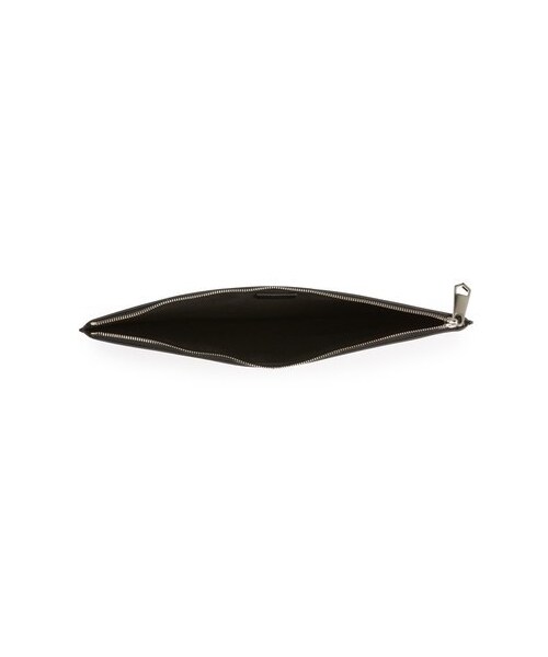 GIVENCHY(ジバンシイ)の「Givenchy 'Large Classic' Logo Debossed Leather Pouch(クラッチバッグ・レディース・Black・Regular)」の4枚目の写真
