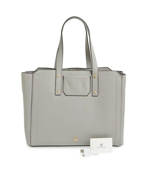 IVANKA TRUMP 新古品 イヴァンカトランプ A４ 本革 トートバッグ IVANKA TRUMP 新古品 イヴァンカトランプ A4 本革 トートバッグ