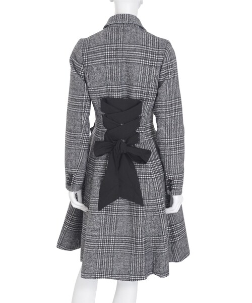 EATME(イートミー)の「フリルダブルワンピースコート(ジャケット/アウター・レディース・ブラック/ミックス)」の6枚目の写真