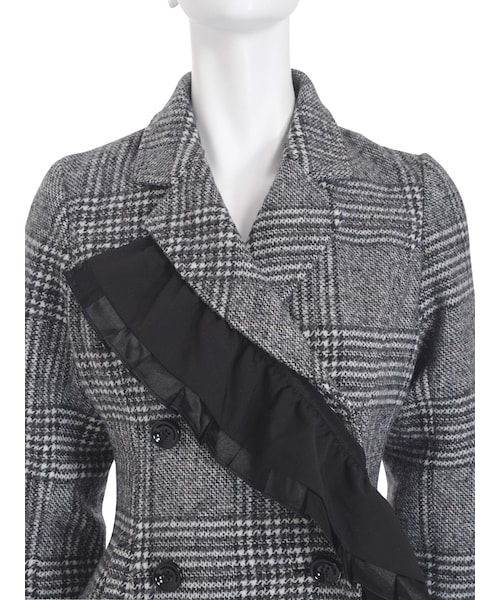 EATME(イートミー)の「フリルダブルワンピースコート(ジャケット/アウター・レディース・ブラック/ミックス)」の10枚目の写真